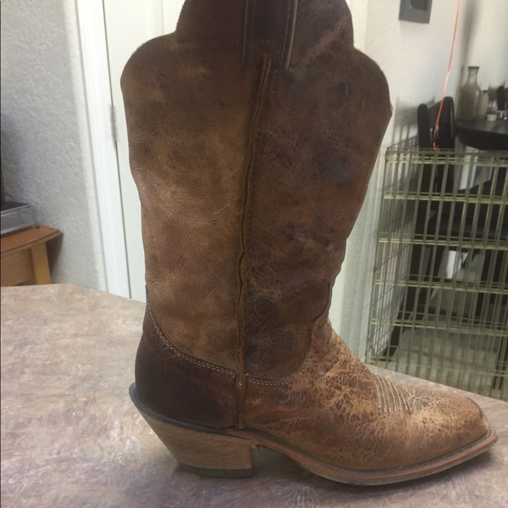 Justin brand cowboy boots